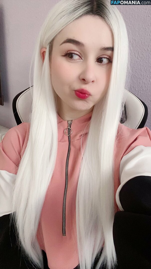 Cxlibri / Yuli / yuliexe Nu OnlyFans  Foto vazada #44