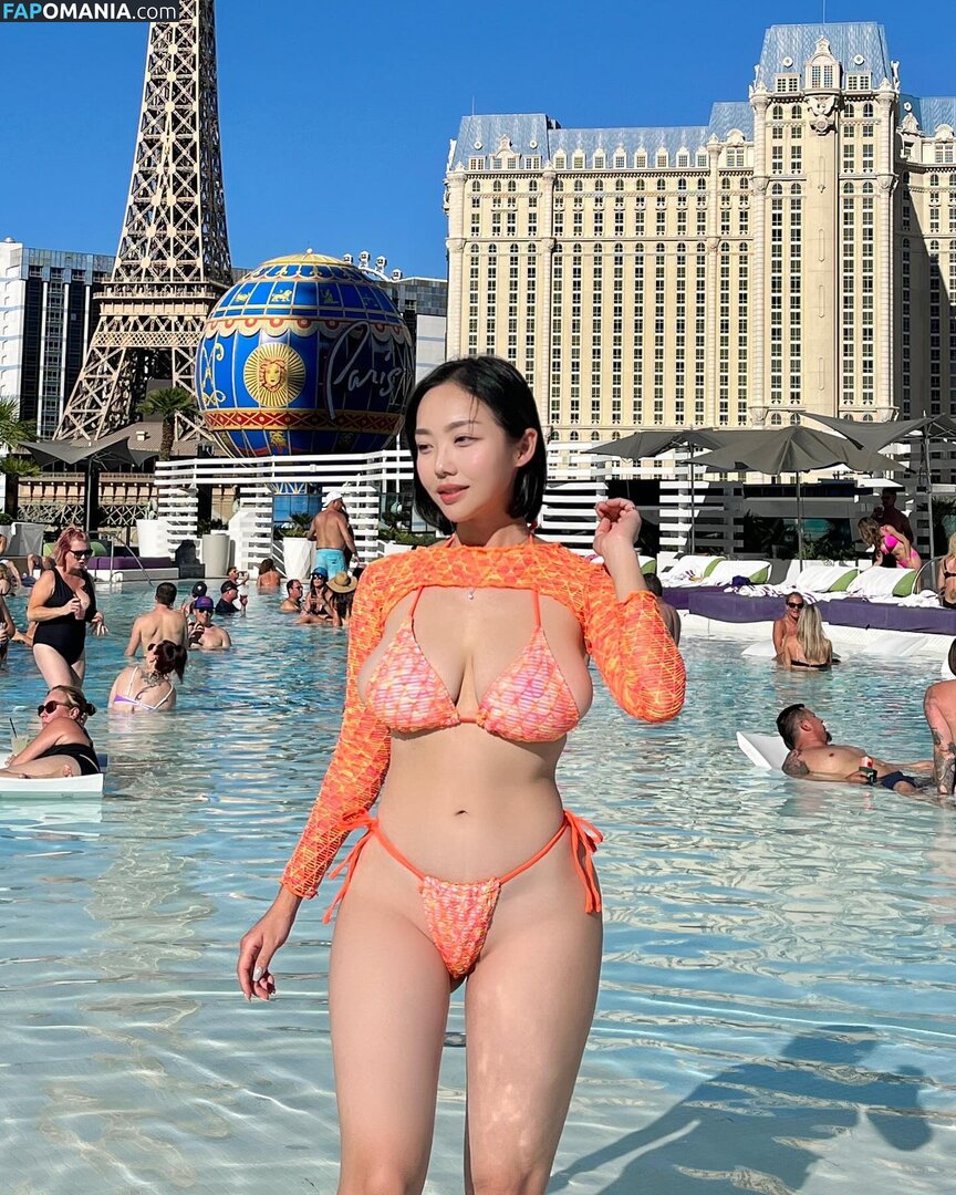 Yumin Lee / kingvivianelee Nu OnlyFans  Foto vazada #2