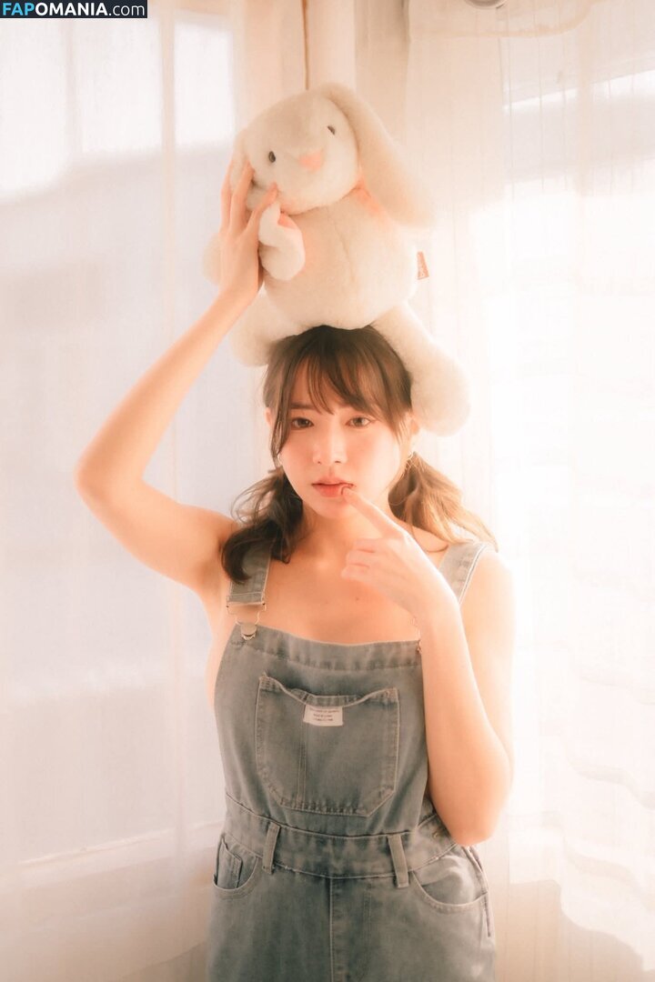 Yunjing Saehun / yun.jinxx Nu OnlyFans  Foto vazada #12