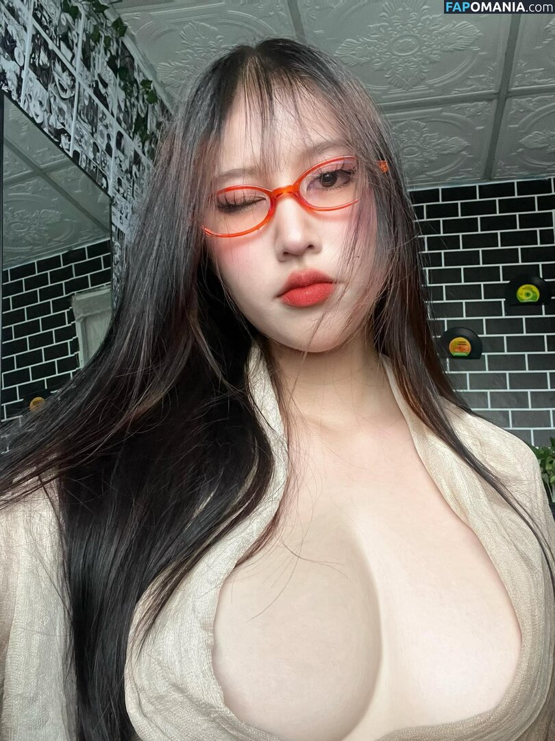 Yunne.uwu / yunnechan Nu OnlyFans  Foto vazada #127