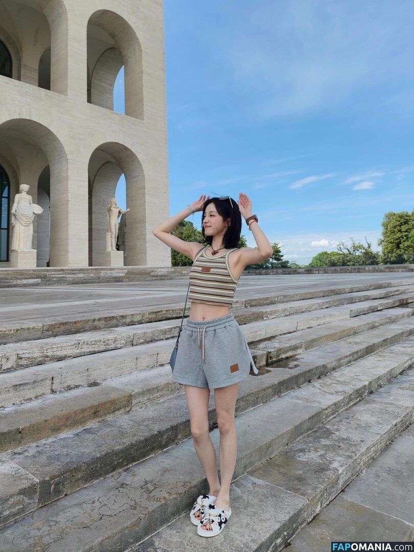 _Yuqi_ / https: / yuqisong.923 / yuqisun Nu OnlyFans  Foto vazada #64