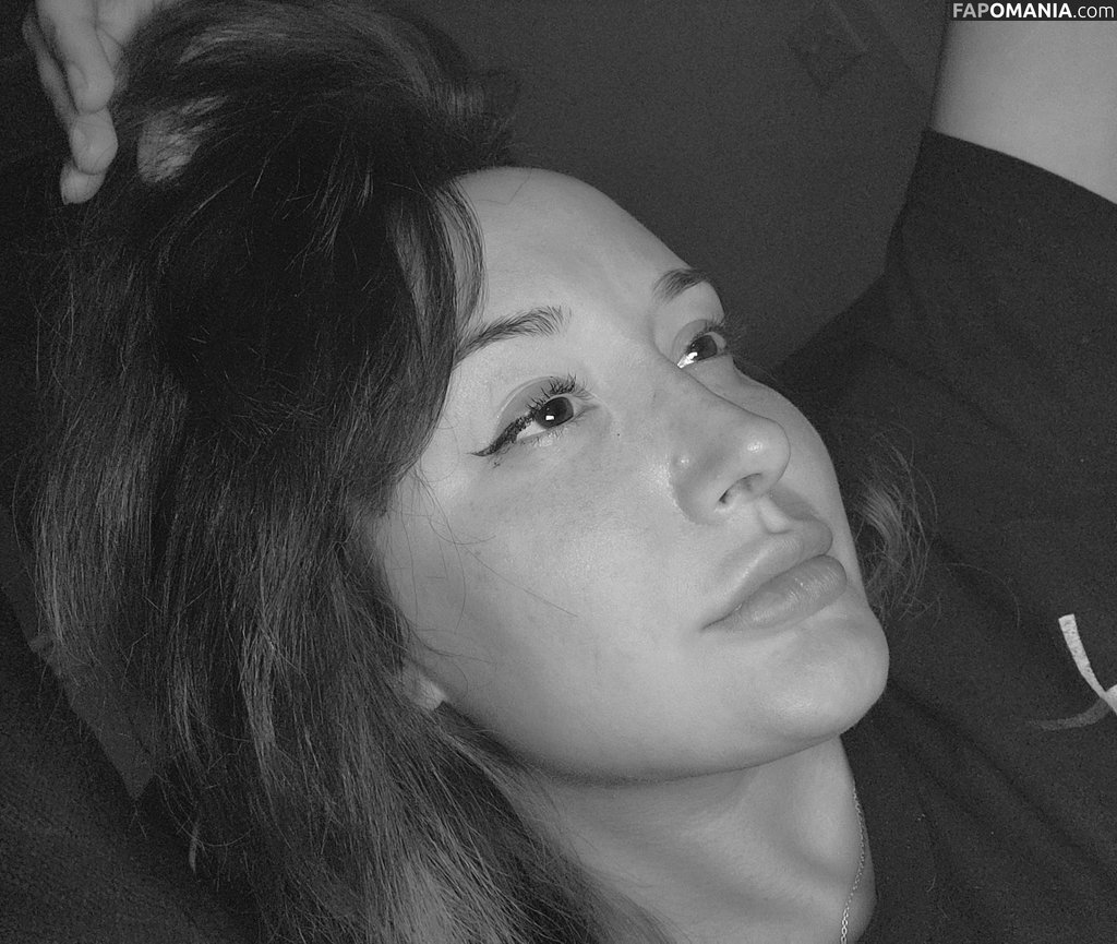 Yureta / yuretaO Nu OnlyFans  Foto vazada #378