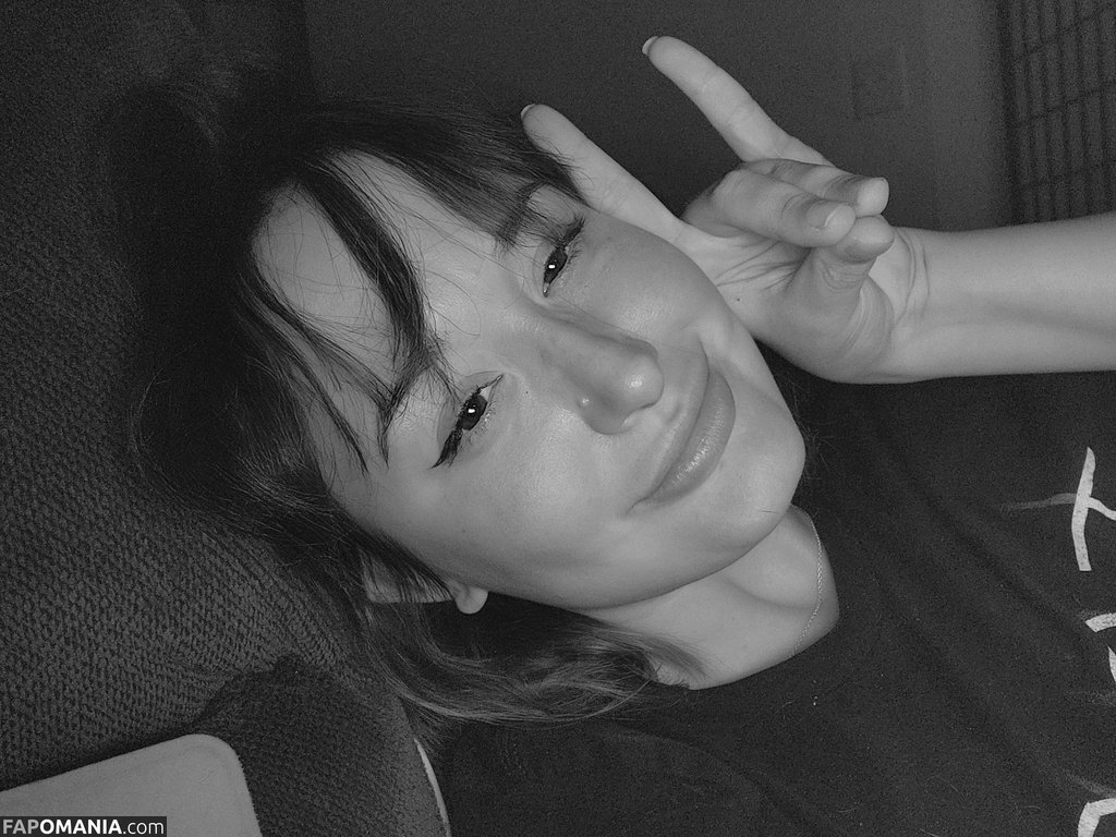 Yureta / yuretaO Nu OnlyFans  Foto vazada #381