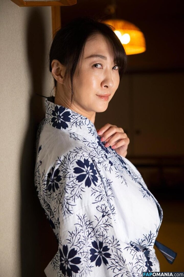 Yuuka Sawachi / yuukasawachi / 沢地優佳 Nu OnlyFans  Foto vazada #69