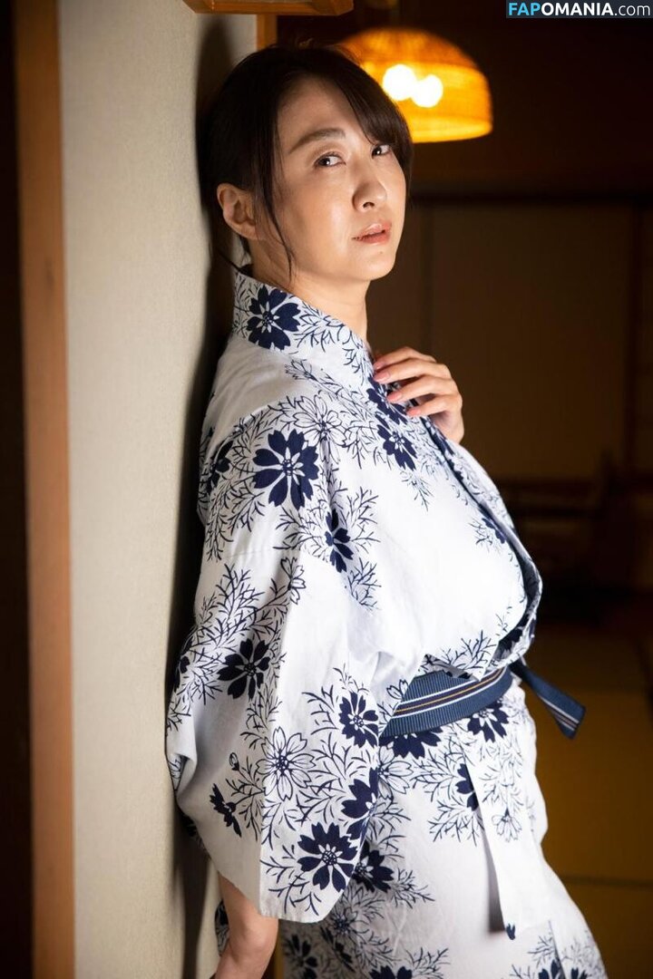 Yuuka Sawachi / yuukasawachi / 沢地優佳 Nu OnlyFans  Foto vazada #70