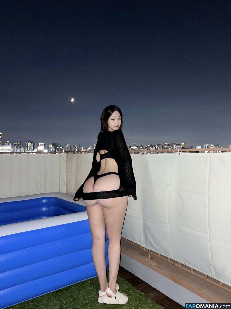 Yuyuhwa / yu_yuhwa / yuyuhwa_tw Nu OnlyFans  Foto vazada #30