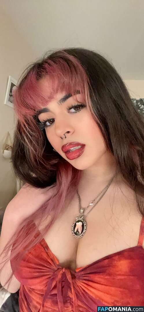 dumbdeadgrl / z666ra Nu OnlyFans  Foto vazada #9