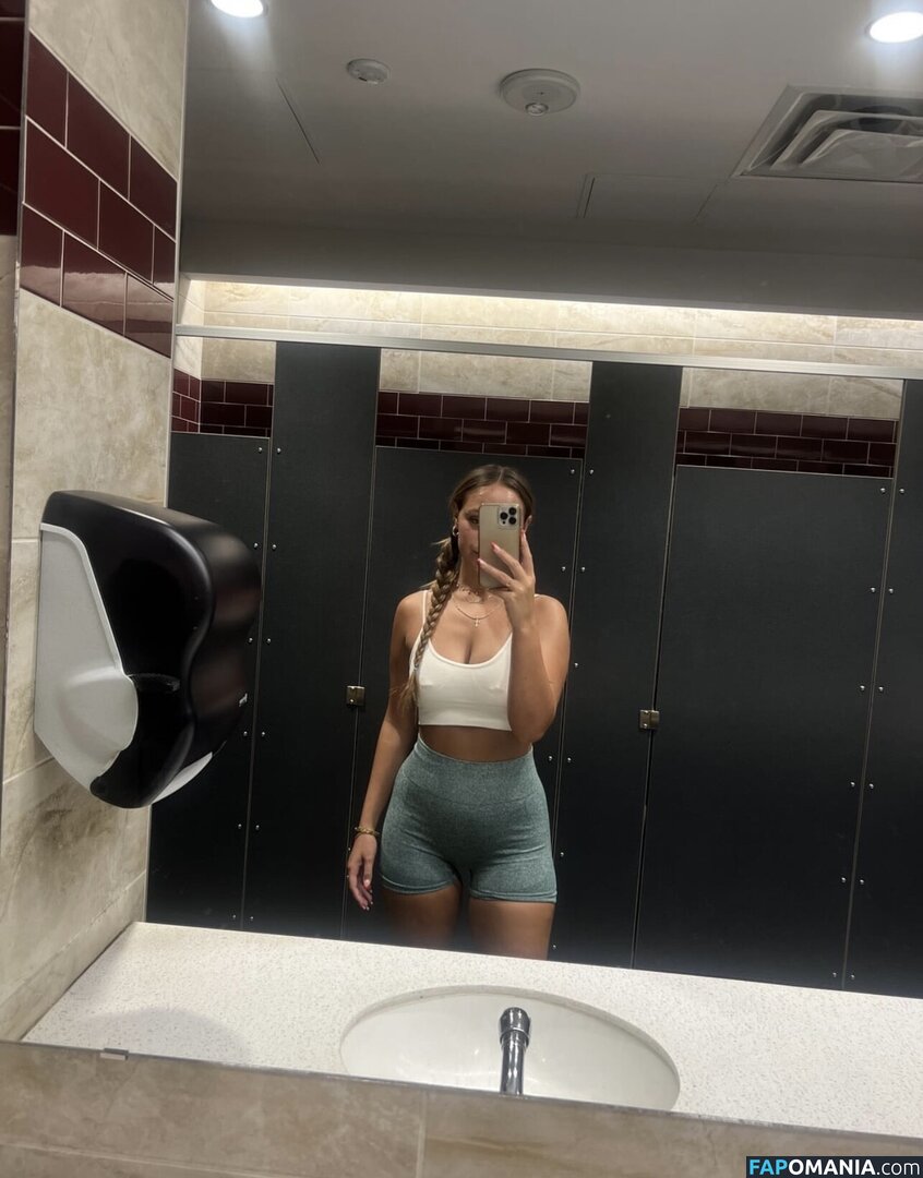 zaebaee / zaeszecret / zaezacarias Nu OnlyFans  Foto vazada #1