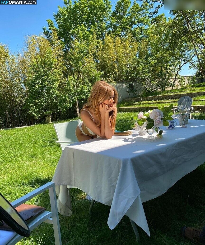 Zahia Dehar / zahiaofficiel Nu OnlyFans  Foto vazada #298