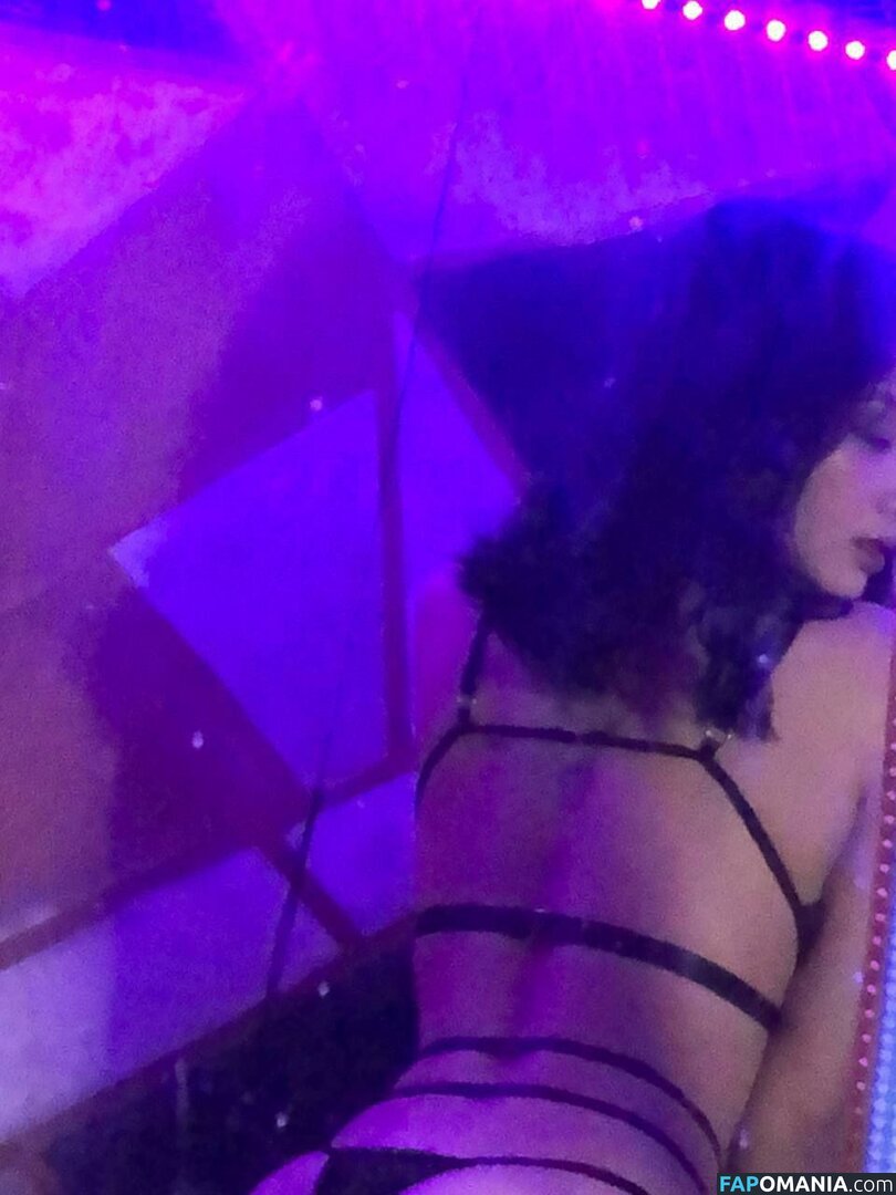 Zaiah Cazar / frstbite_iah / yukia_akuma / yukiaakuma / zaezacarias Nu OnlyFans  Foto vazada #31