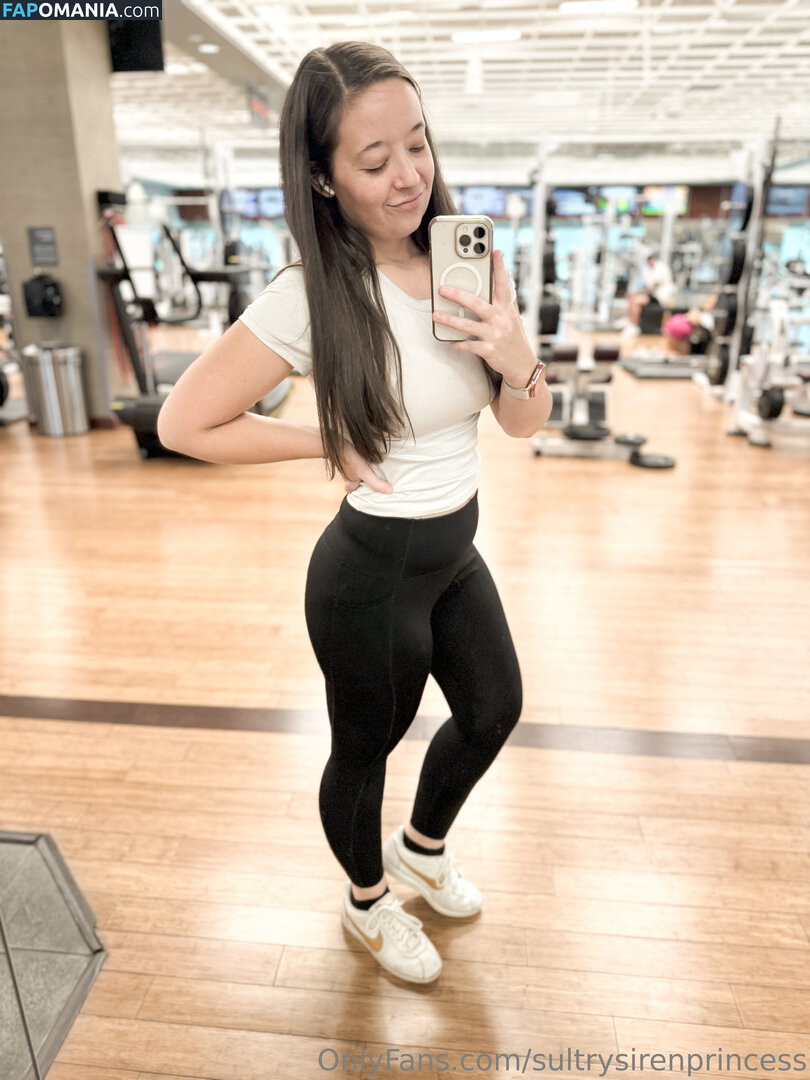 zaraddluxe / zaraluxeee Nu OnlyFans  Foto vazada #3
