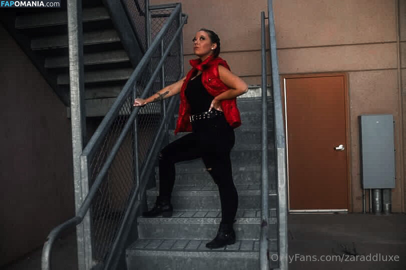 zaraddluxe / zaraluxeee Nu OnlyFans  Foto vazada #18