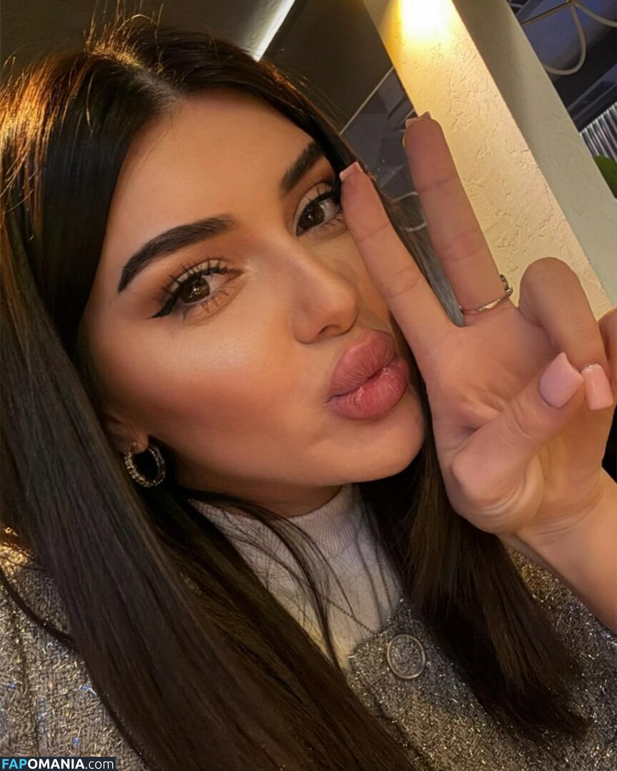  / @zarina_yuldashova_ / Yuldasheva / Yuldashova / Zarin / Zarina / Zarina Yuldasheva Nu OnlyFans  Foto vazada #15
