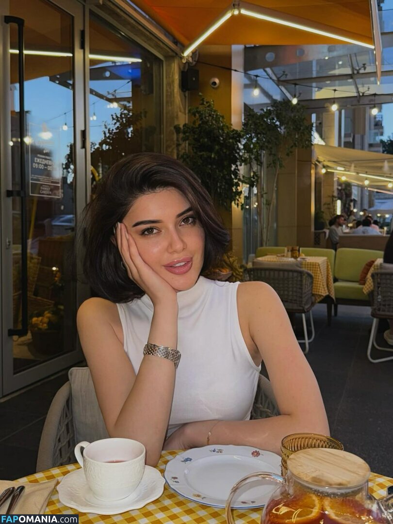  / @zarina_yuldashova_ / Yuldasheva / Yuldashova / Zarin / Zarina / Zarina Yuldasheva Nu OnlyFans  Foto vazada #86