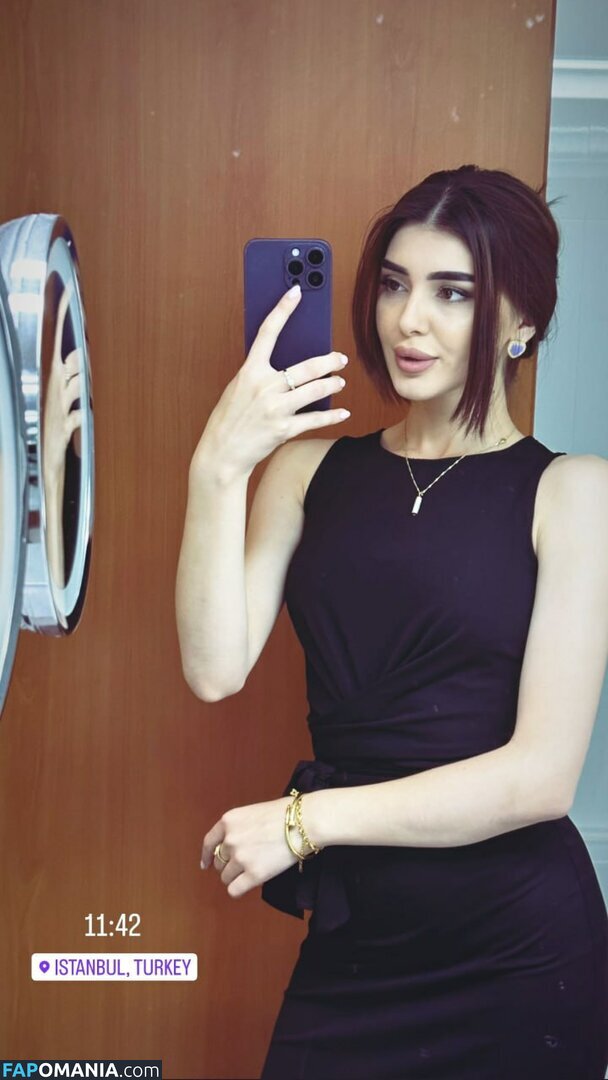  / @zarina_yuldashova_ / Yuldasheva / Yuldashova / Zarin / Zarina / Zarina Yuldasheva Nu OnlyFans  Foto vazada #113