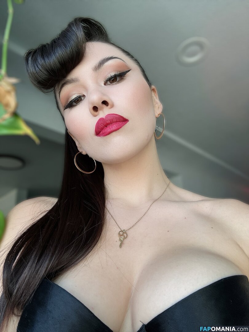 Serafina / Zeljia / sweetserafina / zeljiaa Nu OnlyFans  Foto vazada #8