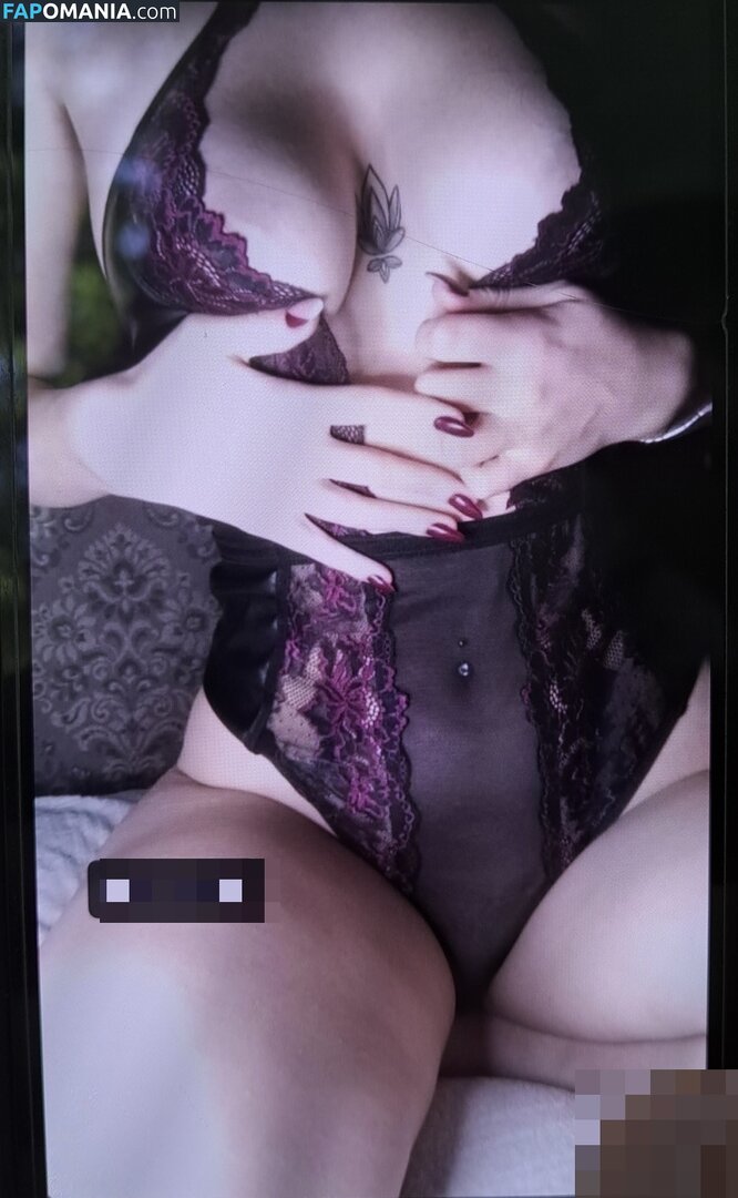Zenicke Drolje / __bedra__ / huskicchanaa / lara._croft._ / mmiijjaaa / sisicmedina Nu OnlyFans  Foto vazada #14
