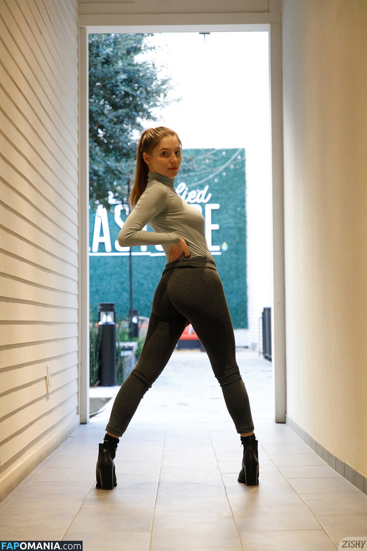 Zishy / zishylives Nu OnlyFans  Foto vazada #471
