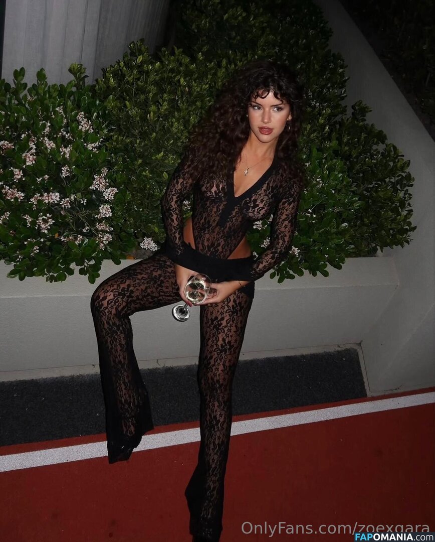 Zoe Gara / zoegara Nu OnlyFans  Foto vazada #1