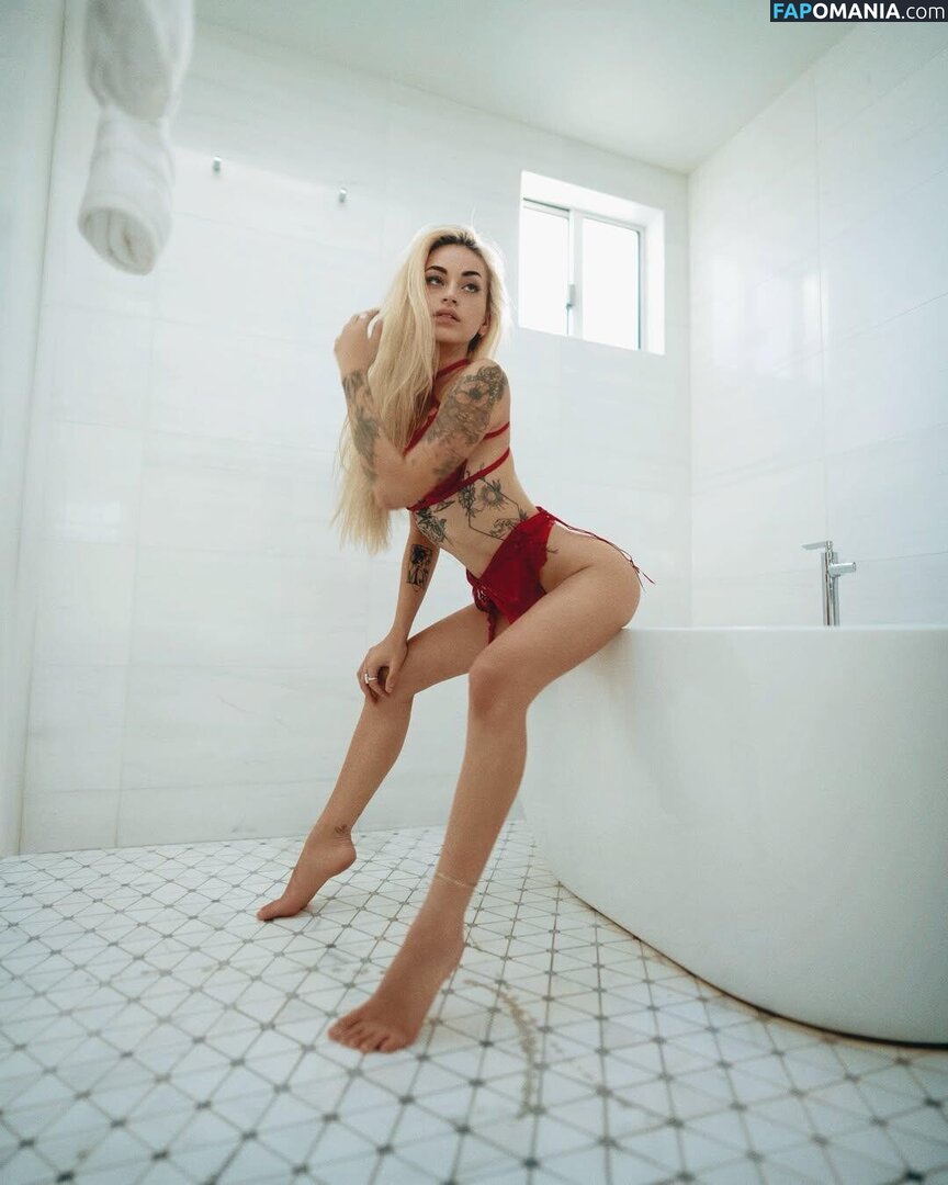 Zoe Serena / zoe.serena / zoena / zoeserenaa Nu OnlyFans  Foto vazada #7