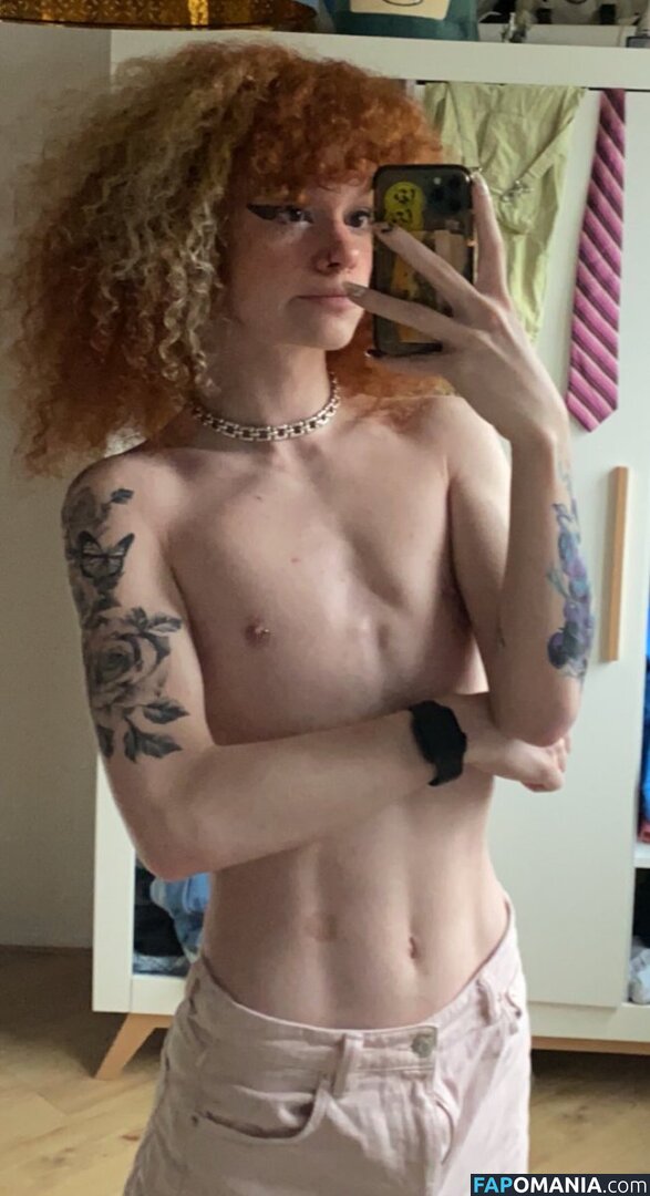 ZoeLaGoblina / https: Nu OnlyFans  Foto vazada #20
