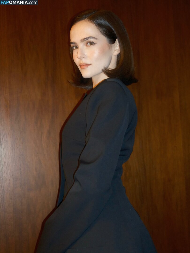 Zoey Deutch / zoeydeutch Nu OnlyFans  Foto vazada #354