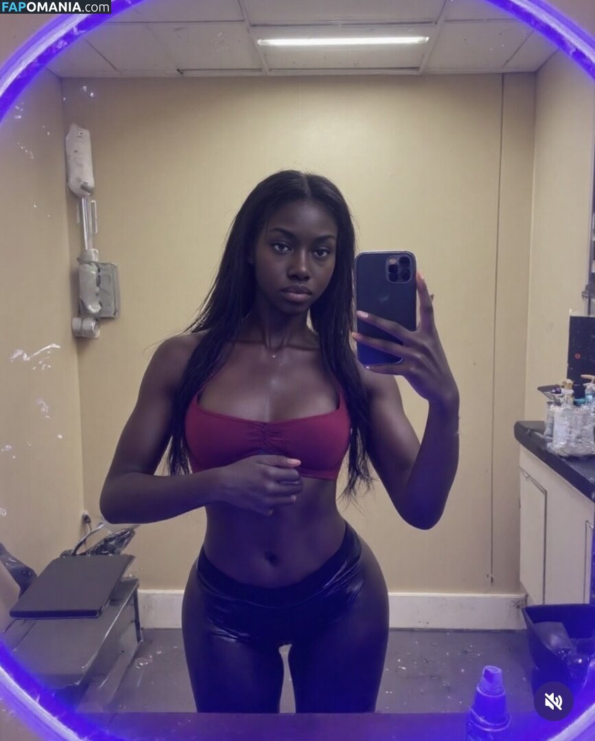 Zurilovesvanilla / Zuriloveswhite Nu OnlyFans  Foto vazada #3